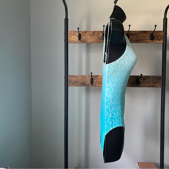 Michael Kors Ombre Logo One Shoulder One-Piece Turquoise swimsuit size 6 NEW - Picture 3 of 6